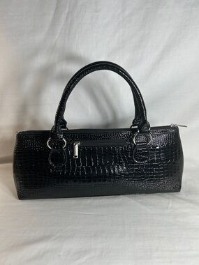 NWOT Black Croc-Embossed Insulated Barrel Handbag - Classic Women's Bag